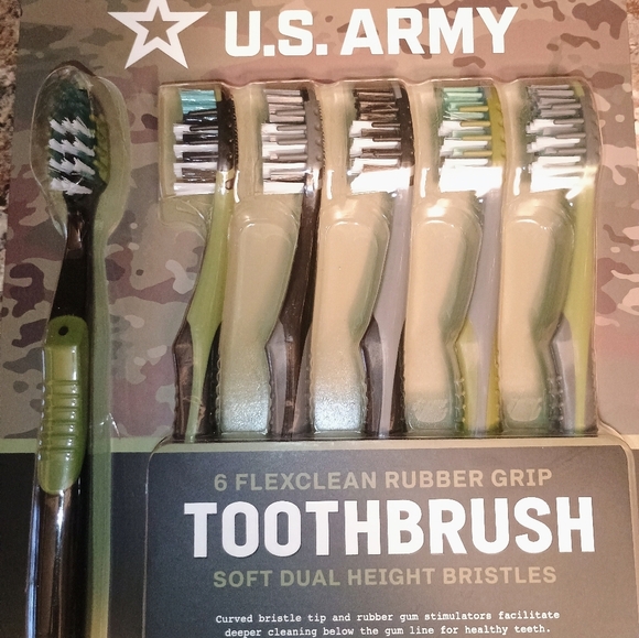U.S. Army FlexClean Toothbrush Set Set Of Six Rubber Grip Soft Dual New - Picture 4 of 5